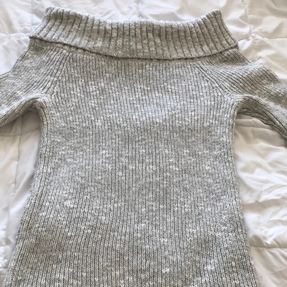 >Hollister knit sweater